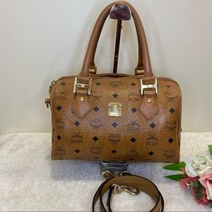 ❌ SOLD ❌ MCM two way Boston